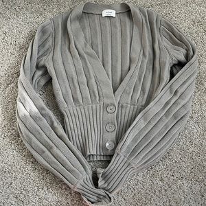 Aritzia cropped sweater